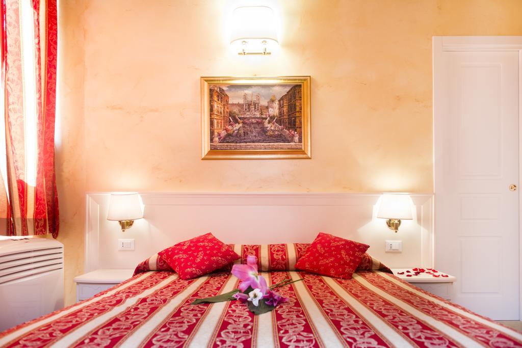 Bed and Breakfast Domus Trevi Рим Экстерьер фото