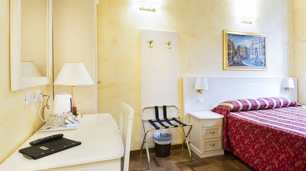 Bed and Breakfast Domus Trevi Рим Экстерьер фото